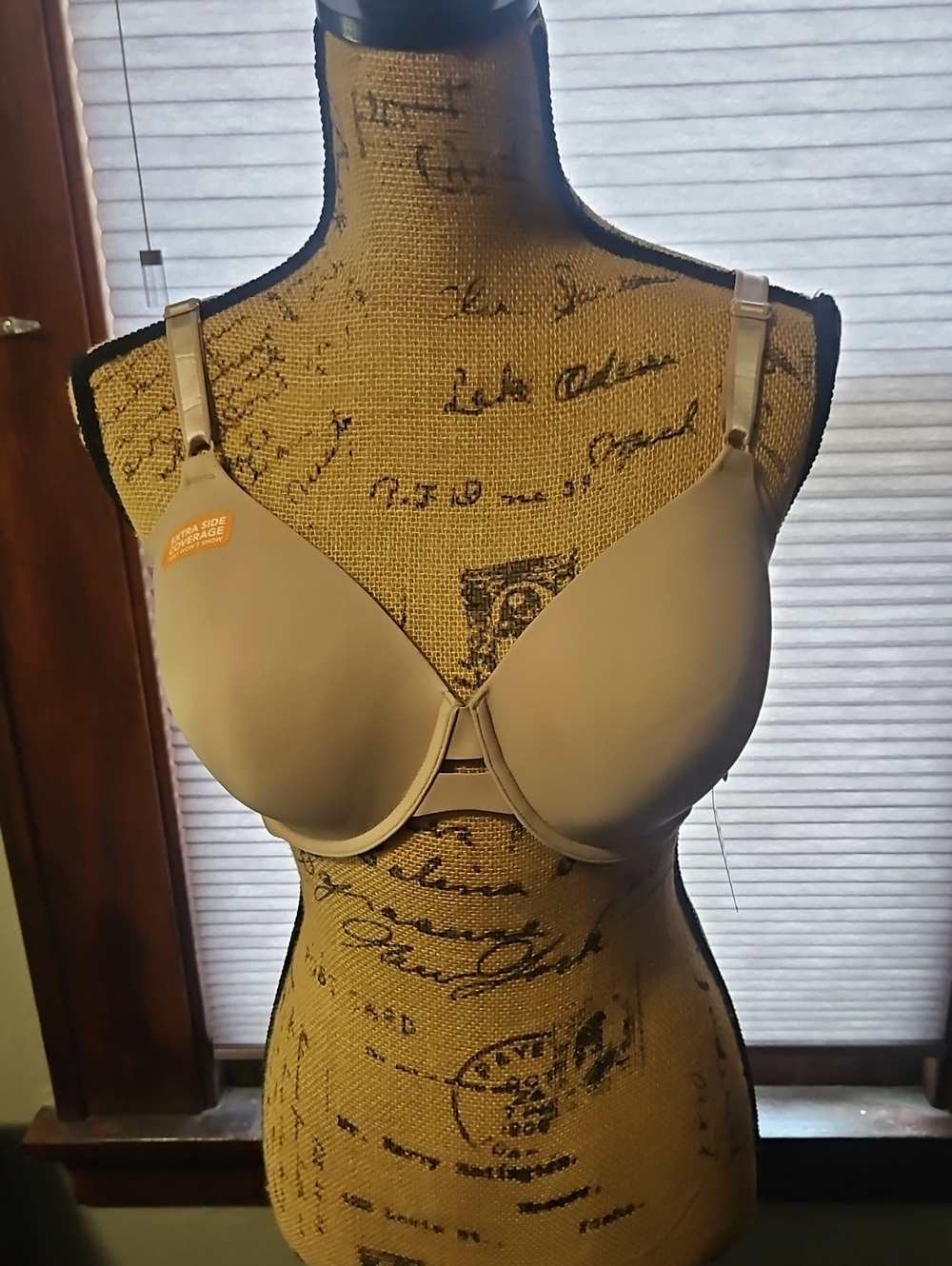 Warner's Smooth T-Shirt Bra in Light Beige